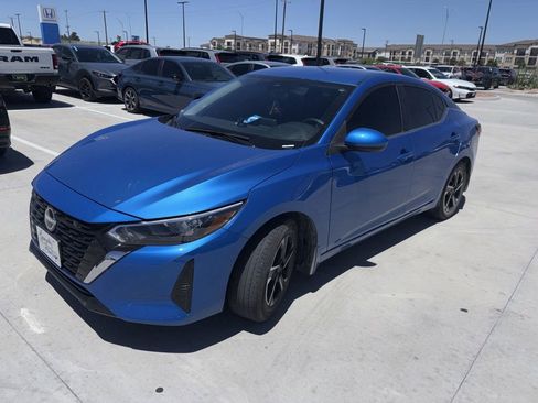Used 2024 Nissan Sentra SV FWD image 2
