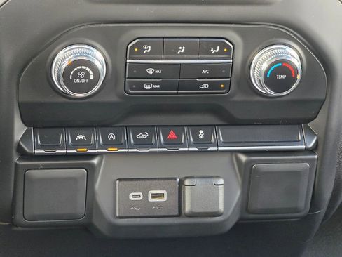 Certified 2024 GMC Sierra 1500 Pro w/ Pro Value Package image 34