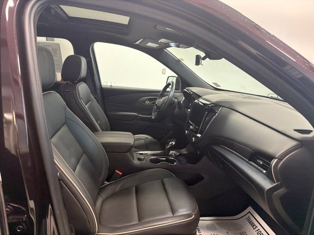Used 2023 Chevrolet Traverse Premier AWD/4WD image 39