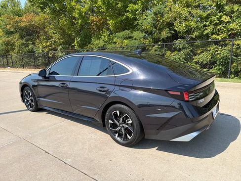 Used 2025 Hyundai Sonata SEL FWD image 3