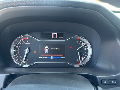 Used 2018 Honda Pilot EX image 29