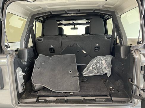 Used 2021 Jeep Wrangler Unlimited Sport image 36