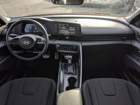 Used 2026 Hyundai Elantra Sport image 15