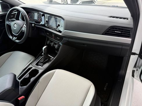 Used 2021 Volkswagen Jetta R-Line FWD image 30