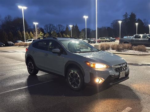 Used 2022 Subaru Crosstrek 2.0i Premium image 20