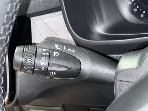 Used 2023 Volvo XC40 Recharge Ultimate w/ Protection Package Premier AWD/4WD image 27