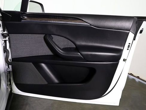 Used 2023 Tesla Model X AWD/4WD image 38