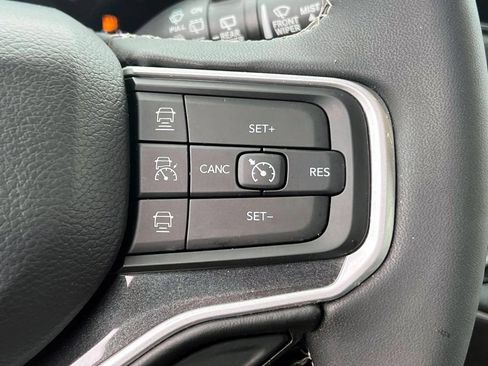 Used 2022 Jeep Wagoneer Series I w/ Convenience Group I AWD/4WD image 25