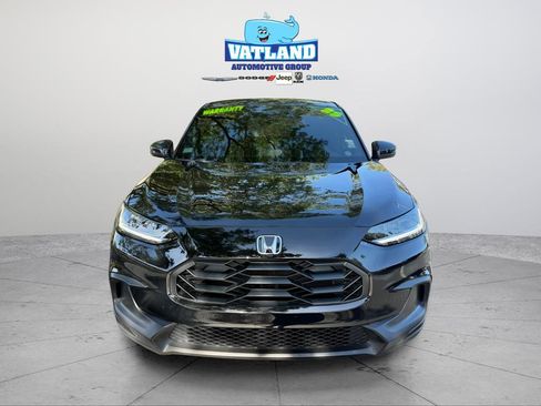 Certified 2025 Honda HR-V Sport image 9