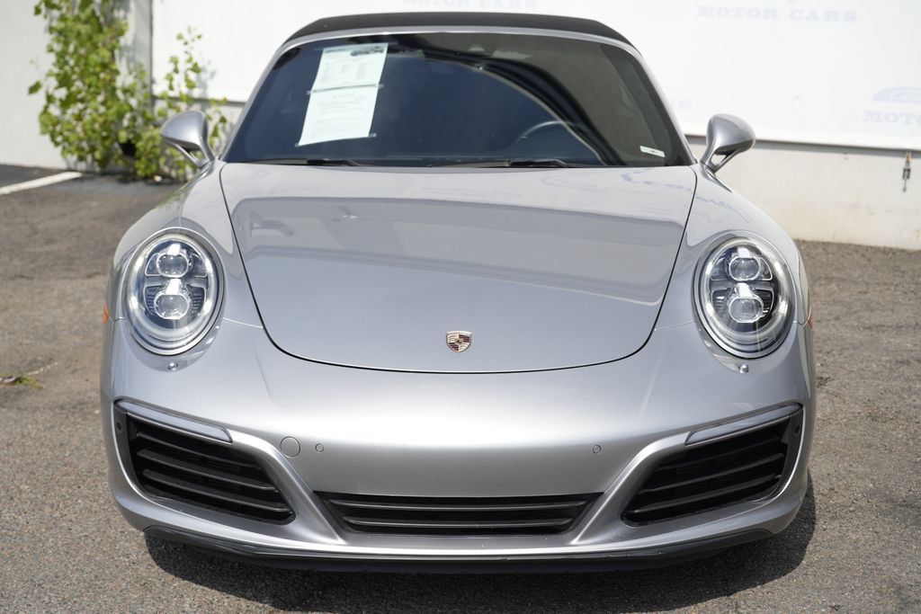 Used 2017 Porsche 911 Carrera RWD image 6