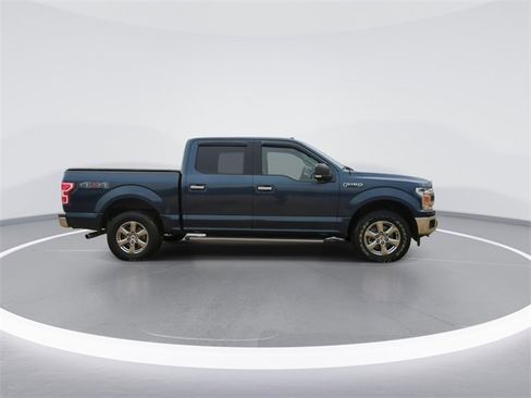 Used 2018 Ford F150 XLT w/ Equipment Group 302A Luxury image 9
