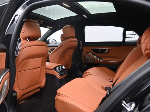 Used 2022 Mercedes-Benz S 580 4MATIC Sedan image 25
