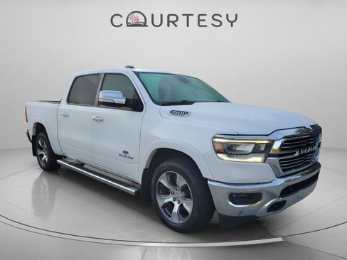 Used 2019 RAM 1500 Laramie image 4