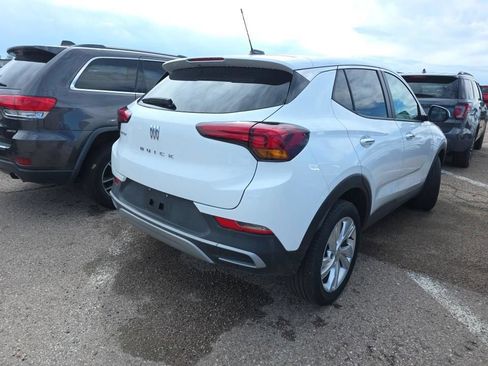 Used 2025 Buick Encore GX Preferred AWD/4WD image 2
