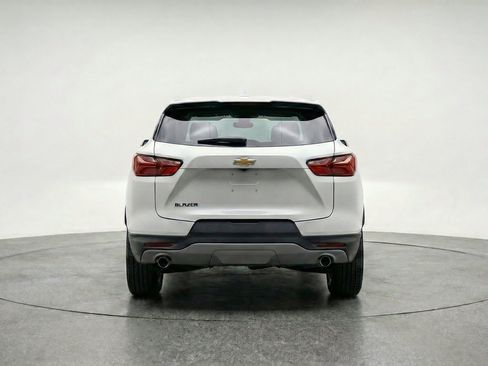Used 2025 Chevrolet Blazer LT FWD image 7