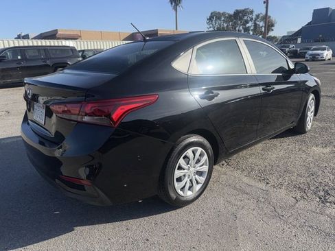 Used 2022 Hyundai Accent SE image 5