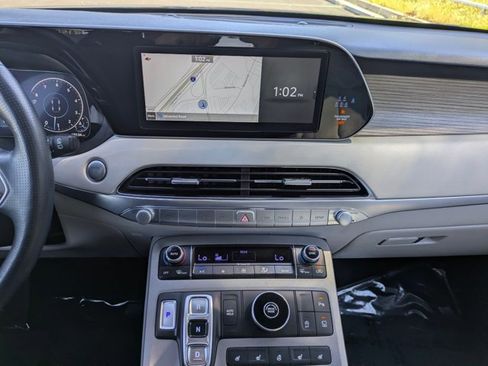 Used 2022 Hyundai Palisade Calligraphy image 15