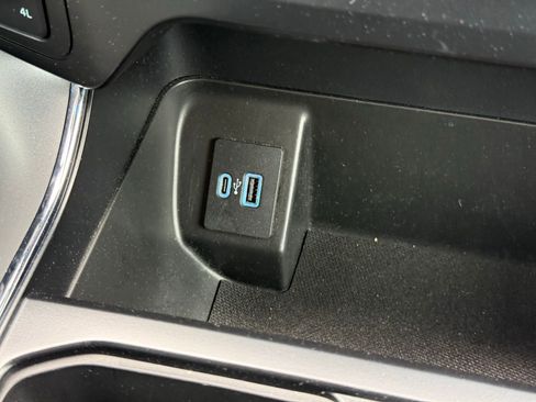 Used 2023 Ford F150 XLT w/ Max Trailer Tow Package image 26