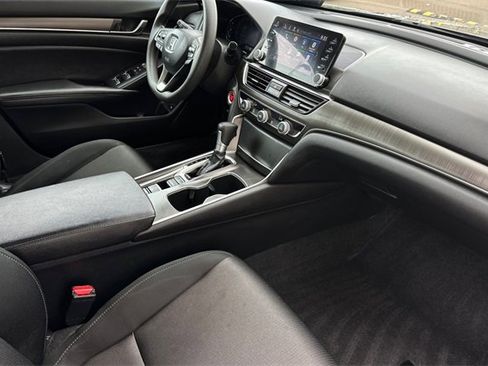 Certified 2022 Honda Accord LX image 17