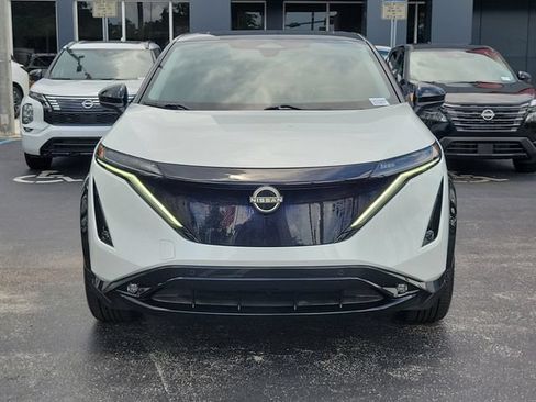 Used 2024 Nissan Ariya FWD image 3