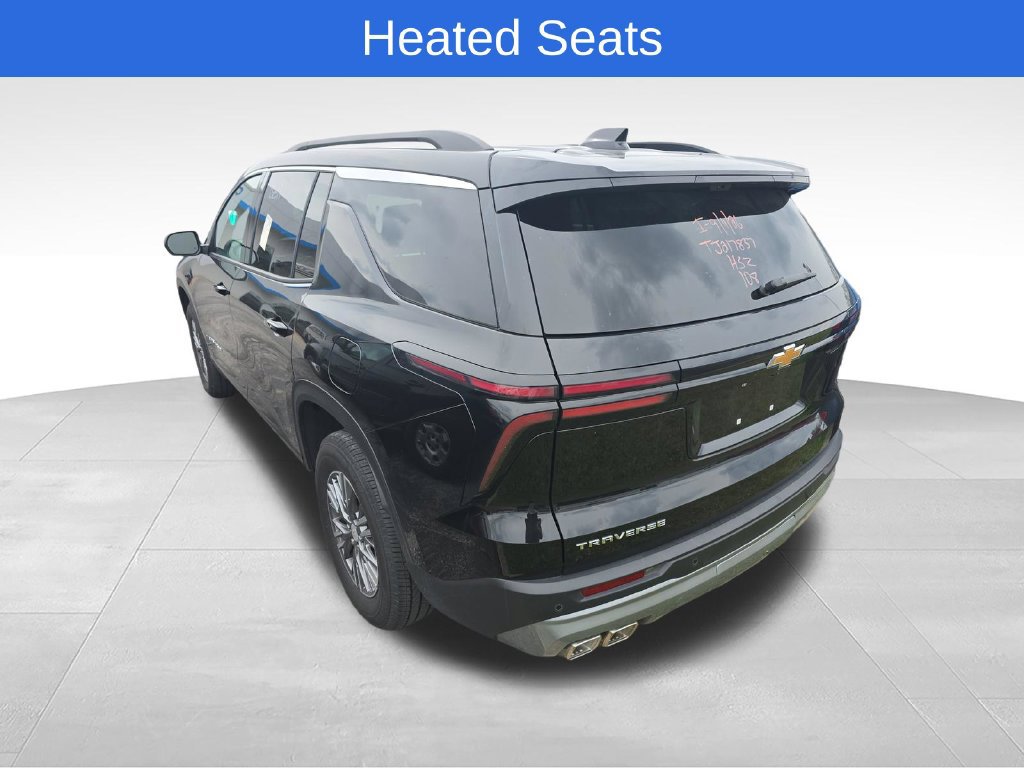 Used 2026 Chevrolet Traverse LT w/ Driver Confidence Package FWD image 9