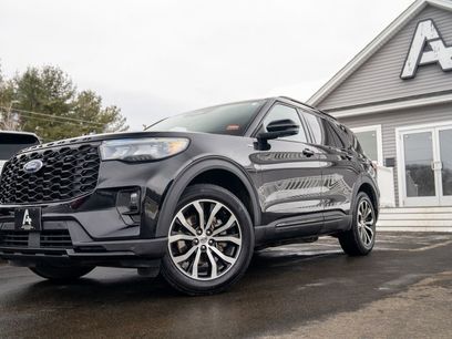 Used 2025 Ford Explorer ST-Line