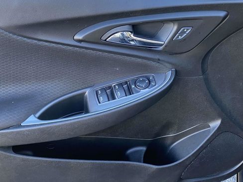 Used 2023 Chevrolet Malibu LT image 16