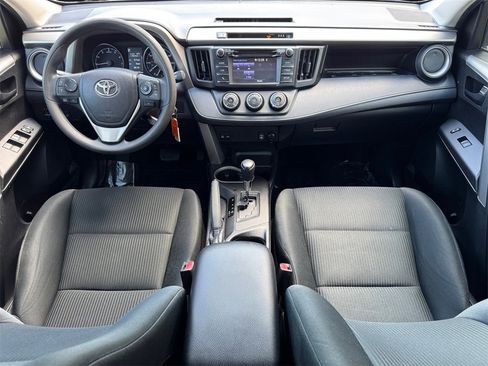 Used 2017 Toyota RAV4 LE image 15