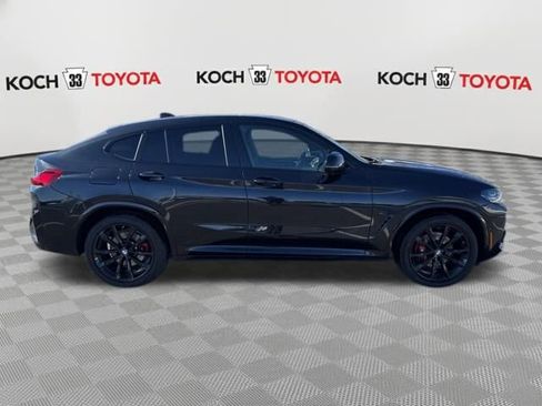Used 2022 BMW X4 M40i w/ Premium Package image 9