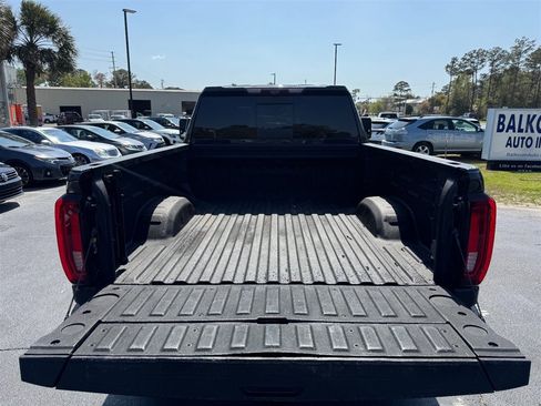 Used 2021 GMC Sierra 2500 Denali w/ Denali Ultimate Package image 11
