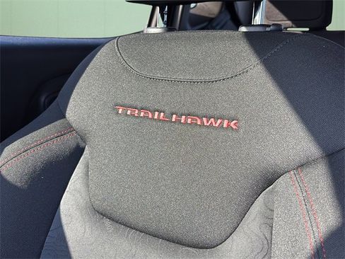 Certified 2022 Jeep Renegade Trailhawk image 44