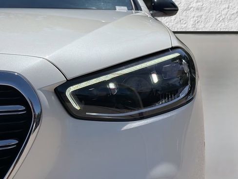 Used 2023 Mercedes-Benz S 580 4MATIC Sedan image 9