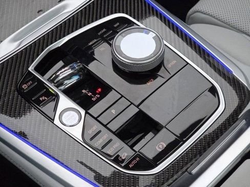 Used 2024 BMW X5 M60i image 18