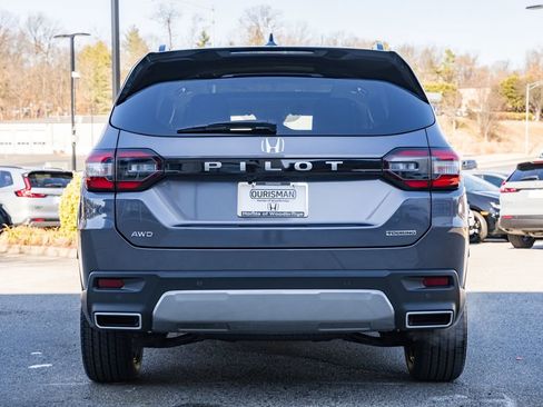 New 2026 Honda Pilot Touring image 6