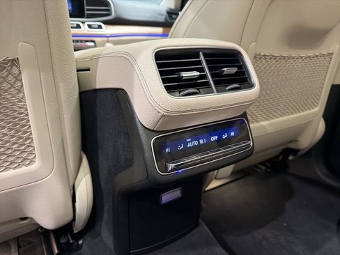 Used 2022 Mercedes-Benz GLS 450 4MATIC w/ AMG Line Exterior image 46