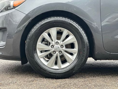Used 2016 Kia Sedona LX w/ Option Group 020 image 25