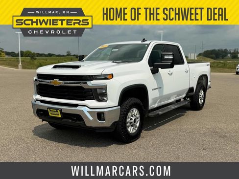Used 2025 Chevrolet Silverado 2500 LT w/ Convenience Package AWD/4WD image 1