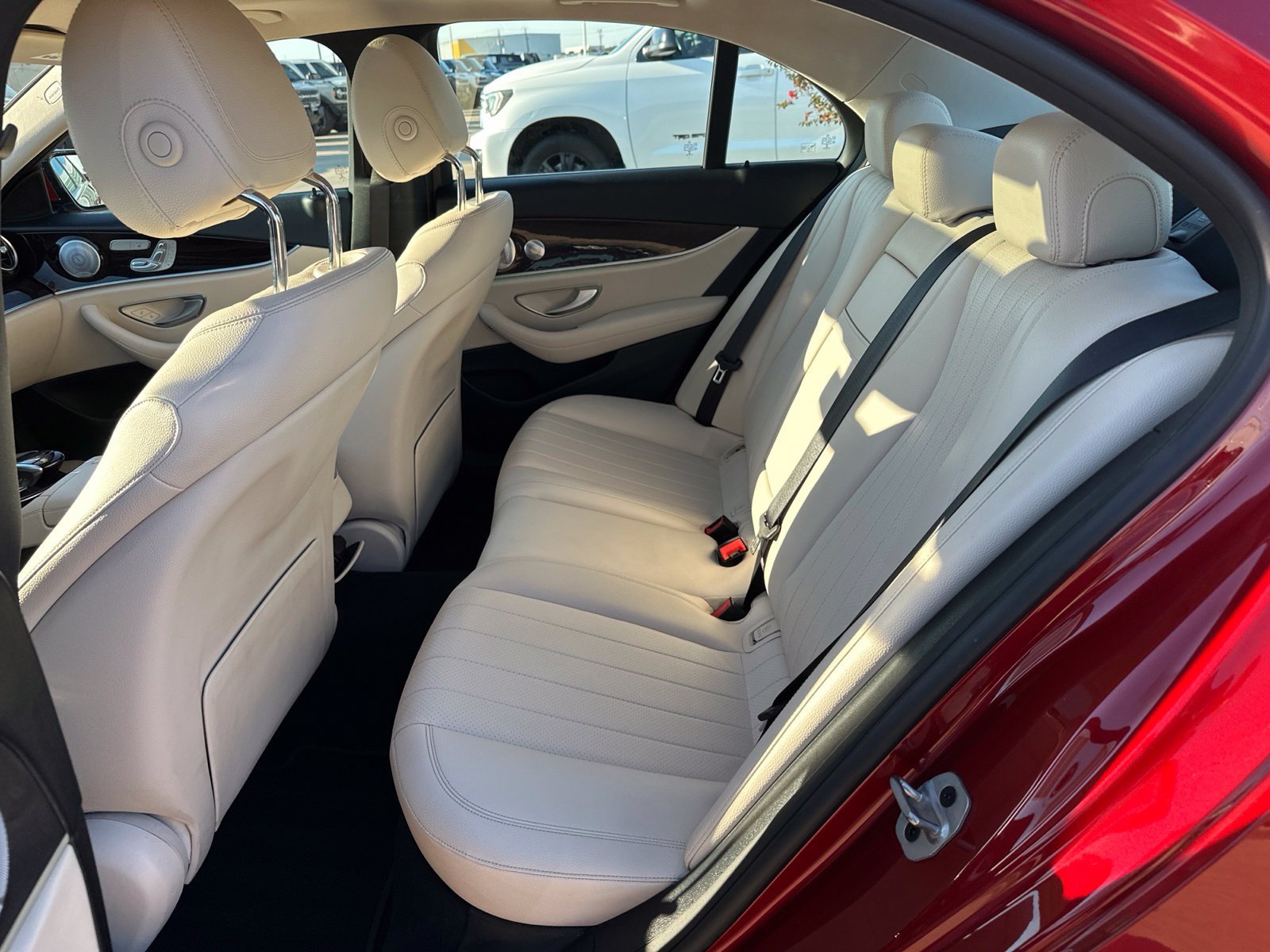 Used 2020 Mercedes-Benz E 350 Sedan image 12