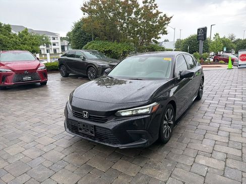 Used 2022 Honda Civic EX image 2