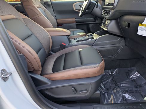 New 2025 Ford Bronco Sport Outer Banks w/ Outer Banks Tech Package+ image 40