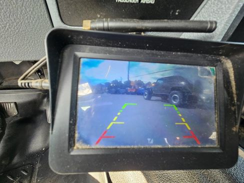 Used 2016 Ford F250 XL w/ Power Equipment Group AWD/4WD image 20