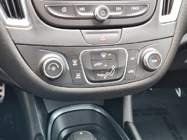 Used 2016 Chevrolet Malibu LT FWD image 20