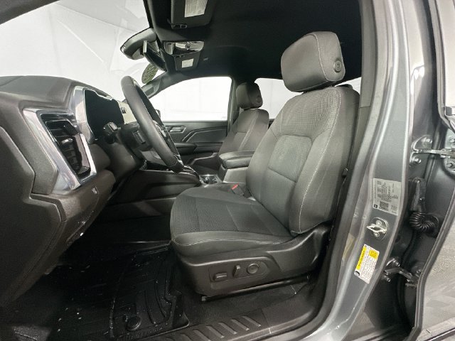 Used 2023 GMC Canyon Elevation w/ Convenience Package AWD/4WD image 18