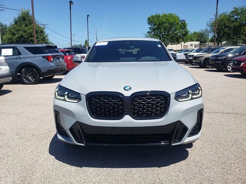 Used 2023 BMW X4 xDrive30i w/ M Sport Package AWD/4WD image 2