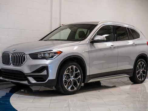 Used 2021 BMW X1 sDrive28i image 4
