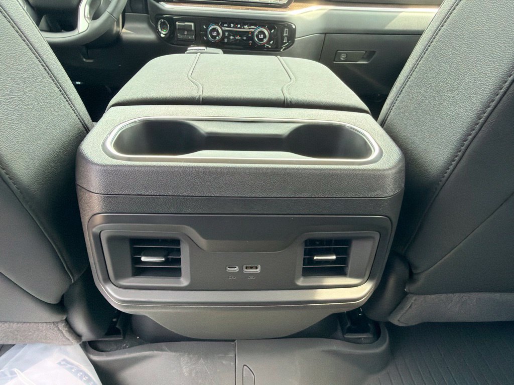 New 2026 Chevrolet Silverado 1500 RST AWD/4WD image 17