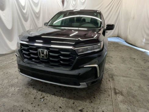 Certified 2025 Honda Pilot EX-L image 15