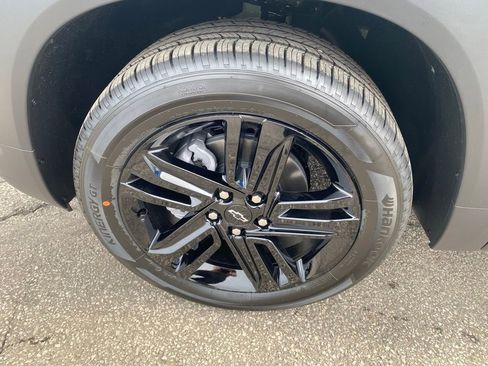 New 2026 Chevrolet TrailBlazer LT w/ Midnight Edition AWD/4WD image 30