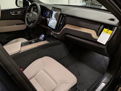 New 2026 Volvo XC60 B5 Plus w/ Protection Package Premier image 21