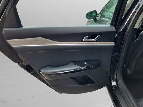 Used 2023 Kia K5 EX FWD image 7